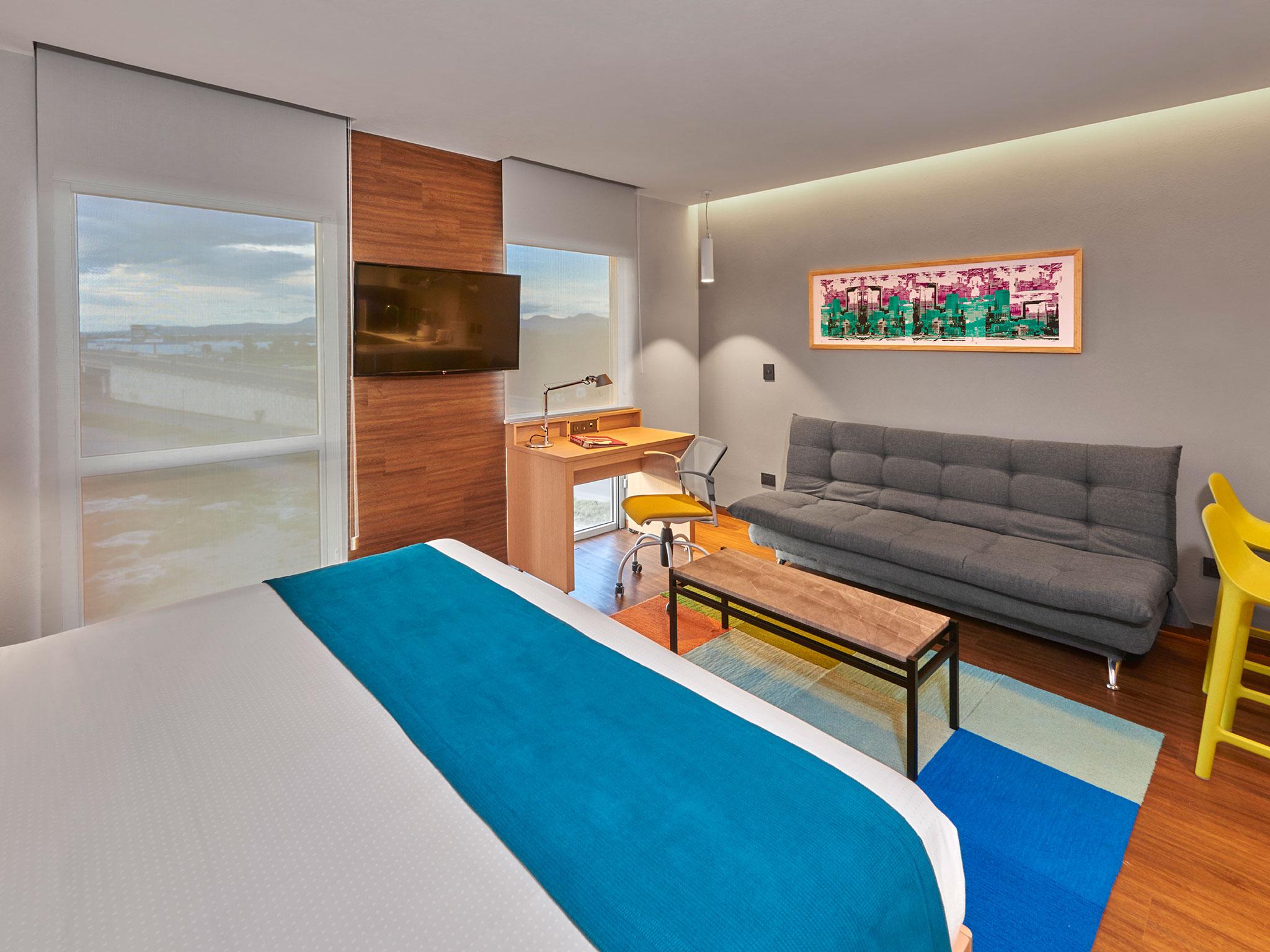 City Express By Marriott Silao Aeropuerto Exterior photo
