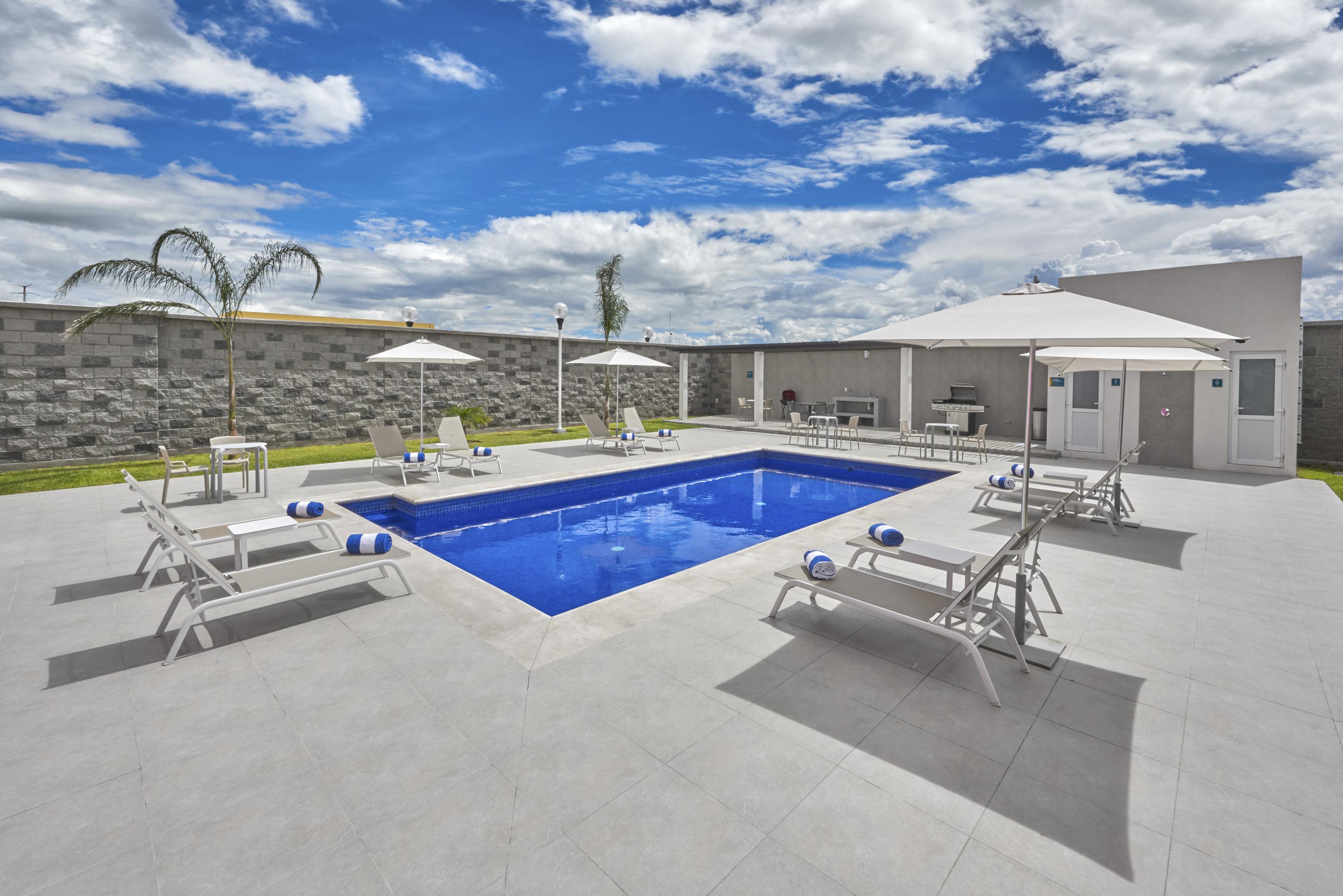 City Express By Marriott Silao Aeropuerto Exterior photo