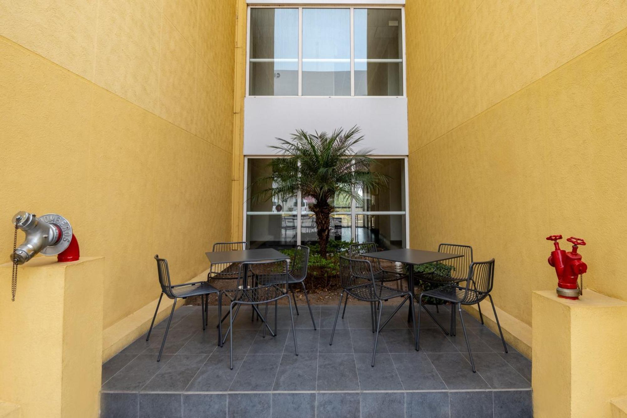 City Express By Marriott Silao Aeropuerto Exterior photo