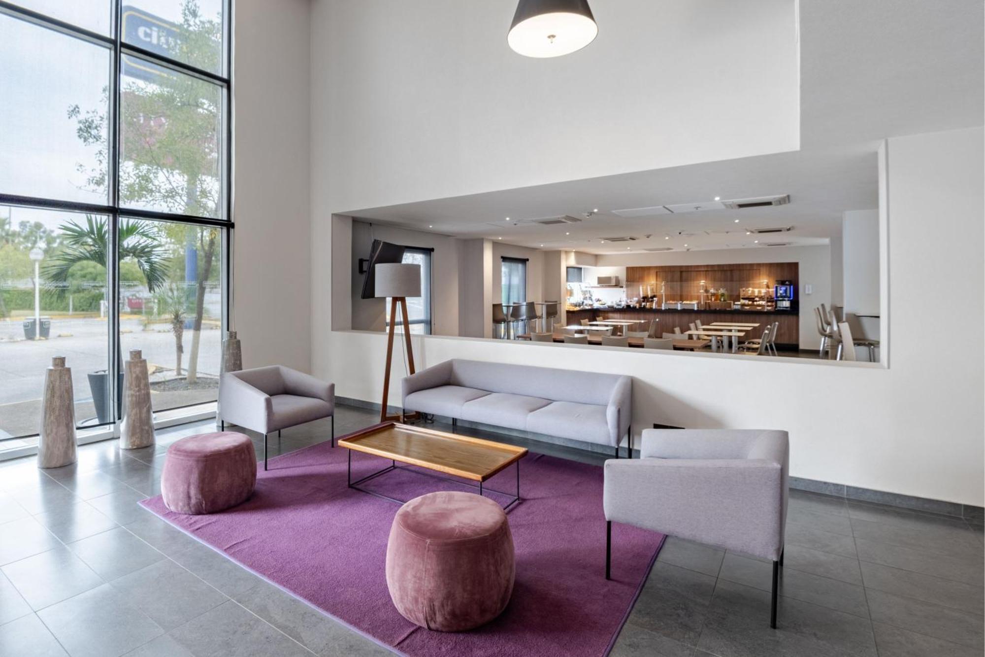 City Express By Marriott Silao Aeropuerto Exterior photo